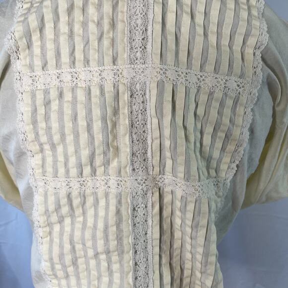 Vintage Nantucket Pintuck Blouse – 1980s Edwardian Style Cotton Top, Size 8 - Picture 6 of 16